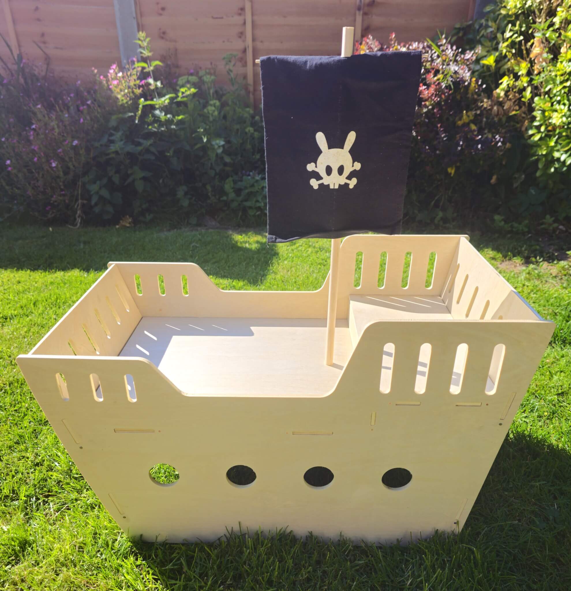 Rabbit pirate ship hideaway