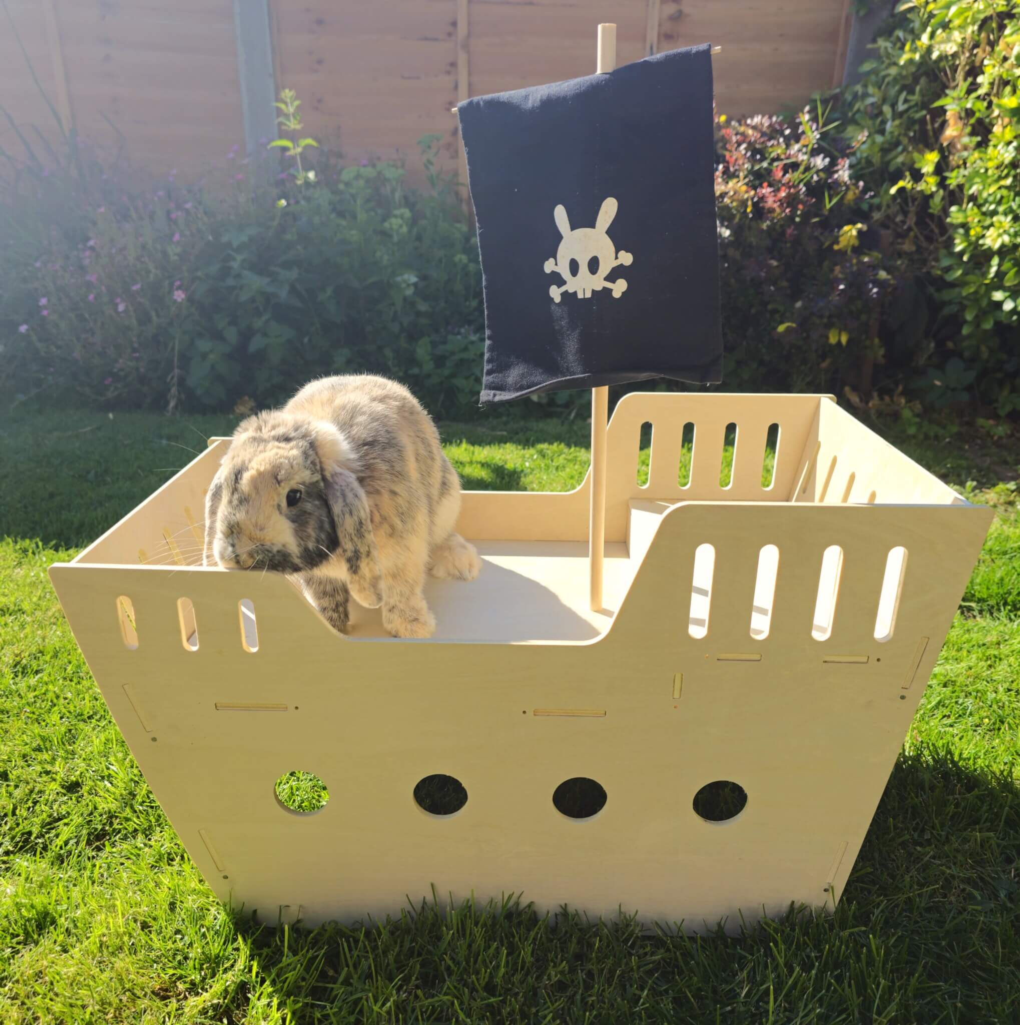 Rabbit pirate ship hideaway